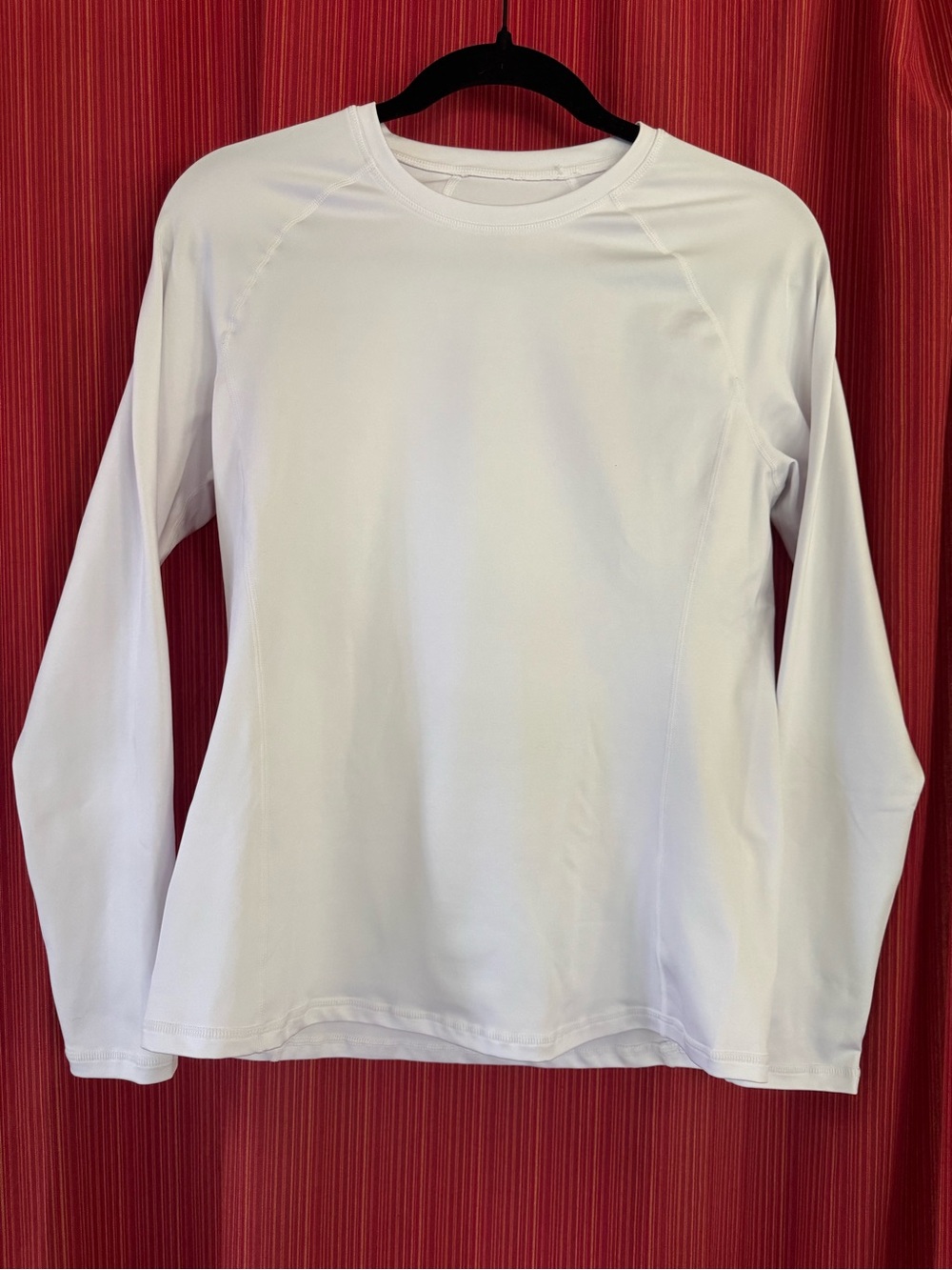 Convallaria Athletic Shirt White Thick Thermal Women’s Size Medium